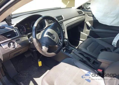 2015 Volkswagen Passat 1.8T Limited Edition from USA, damaged, VIN 1VWAT7A3XFC074026